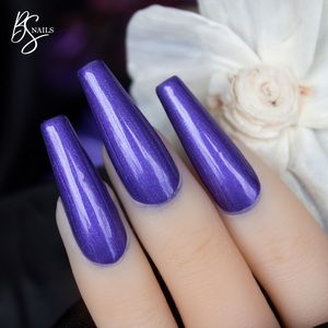 EUPHORIA Press On Nails